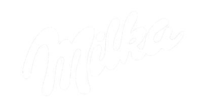 het logo van milka in de kleur wit